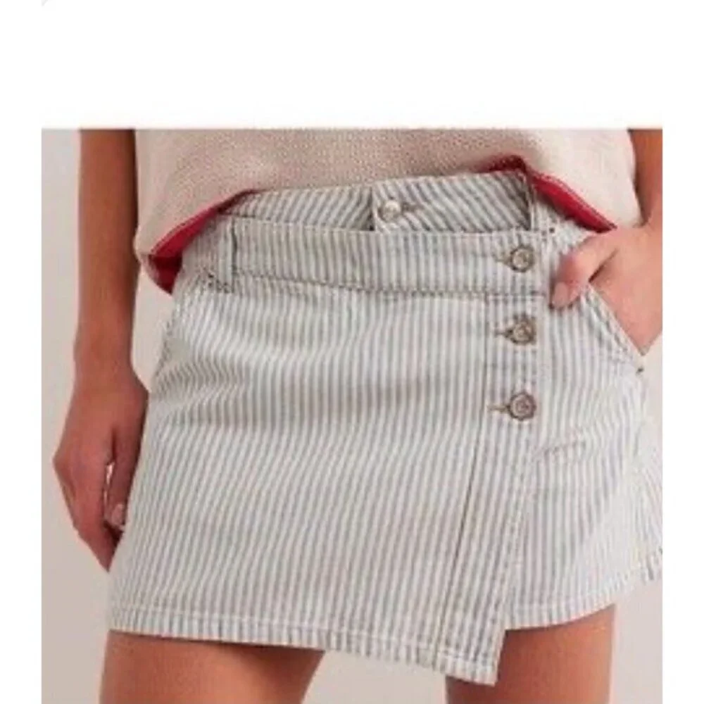 Free People We The Free Wynne Denim Skirt 27 Blue Stripe Button Front Tear Flaw